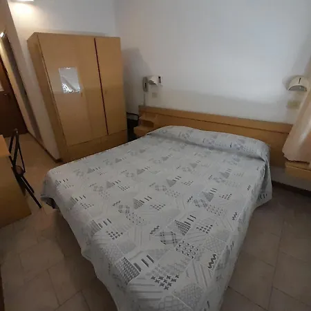 Отель Italiacervia